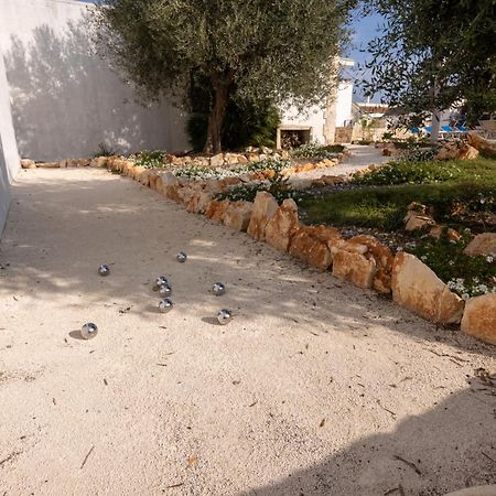 Villa With Trullo And Pool, Alberobello Exteriér fotografie