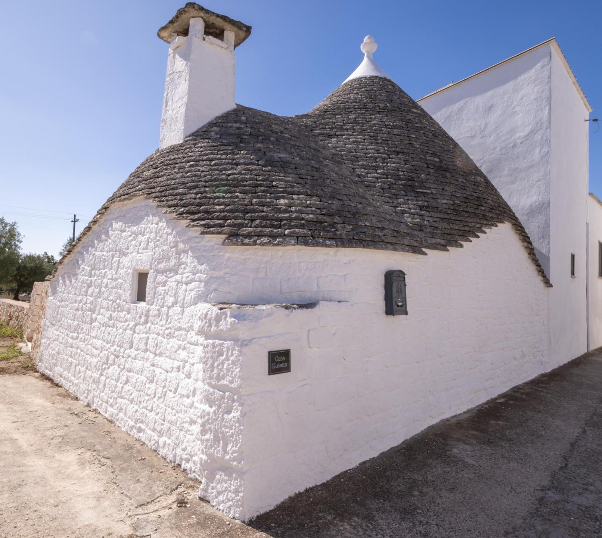 Villa With Trullo And Pool, Alberobello Exteriér fotografie