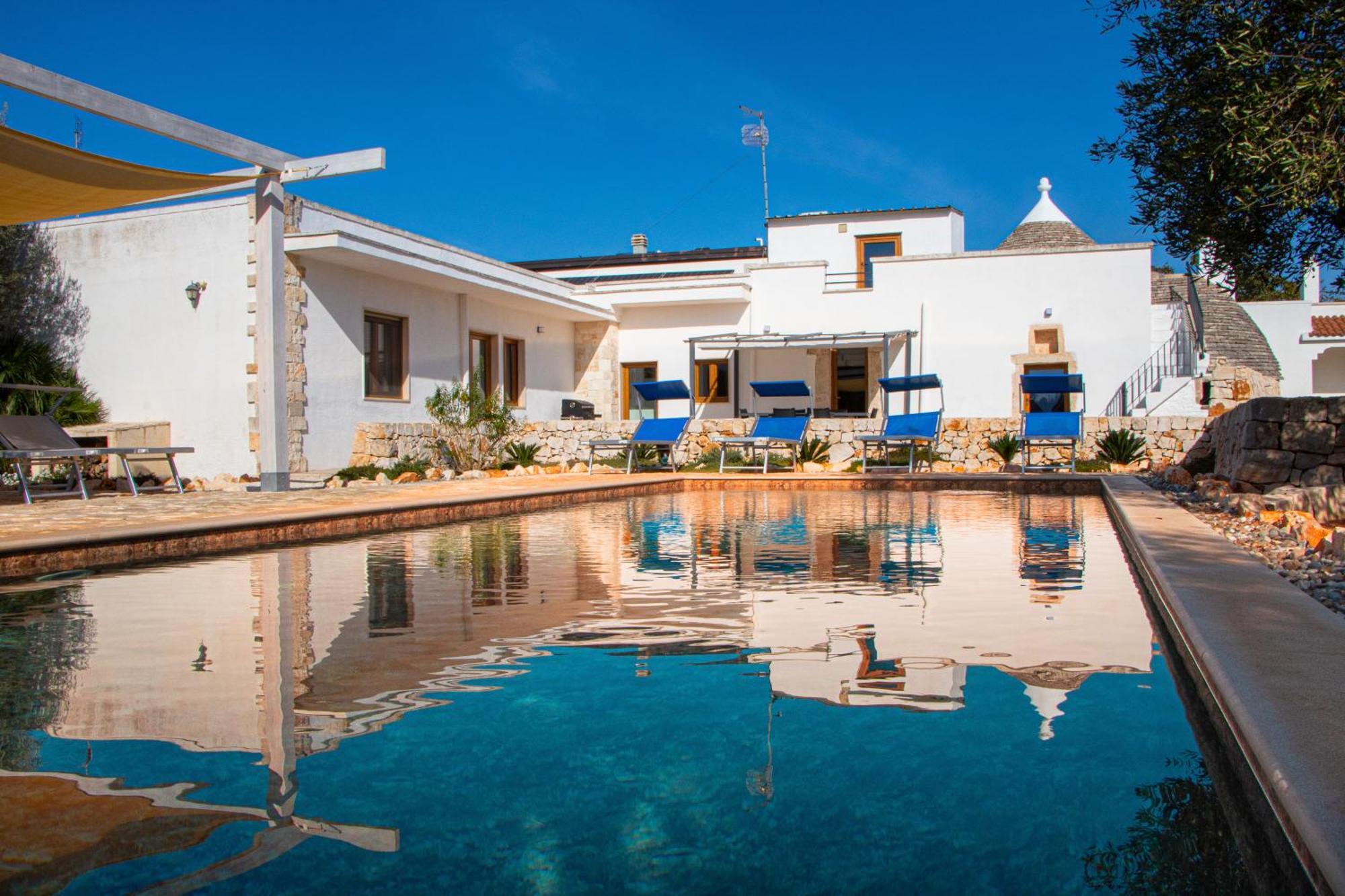 Villa With Trullo And Pool, Alberobello Exteriér fotografie